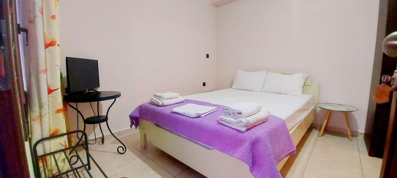 Golden View Apartments Myrina Limnos Екстериор снимка