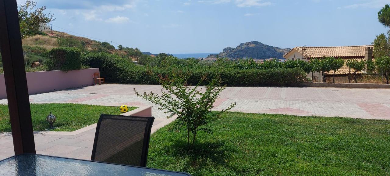 Golden View Apartments Myrina Limnos Екстериор снимка