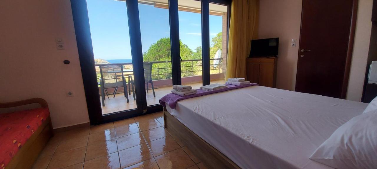 Golden View Apartments Myrina Limnos Екстериор снимка